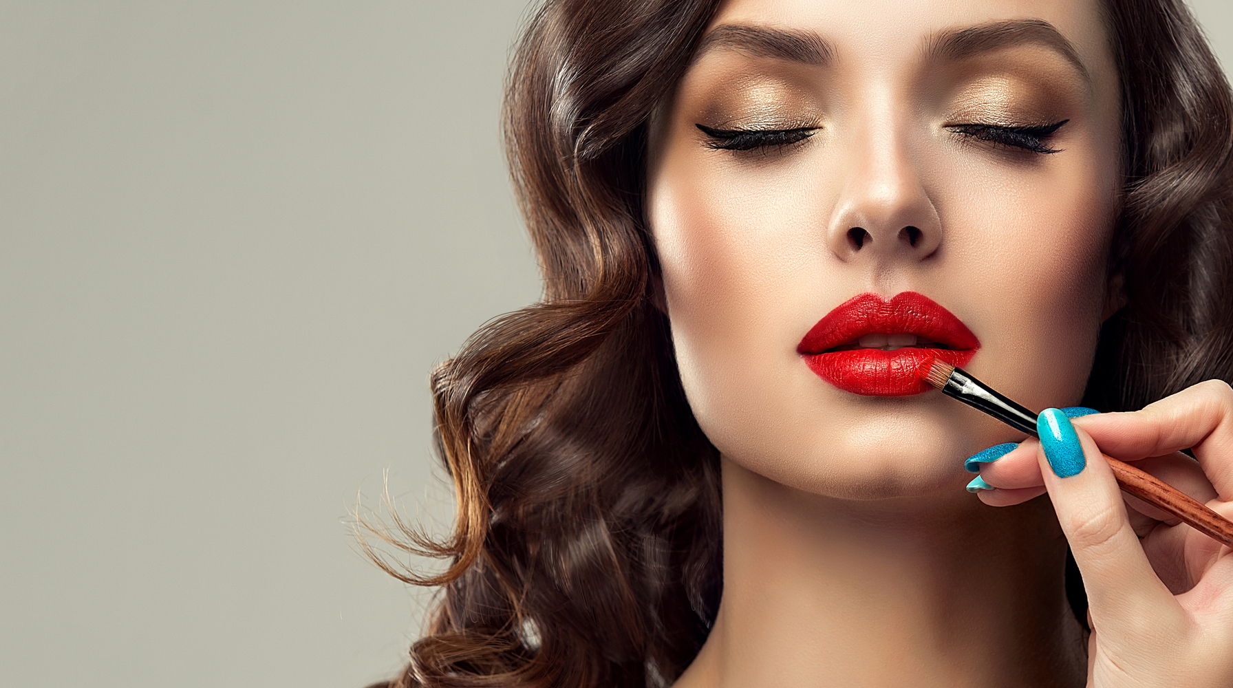 5 Common Mistakes to Avoid When Using Lipstick